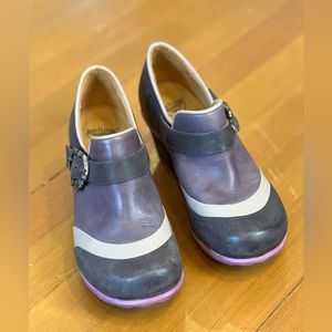 John Fluevog Ankle Booties, Purple/mauve Sz 7